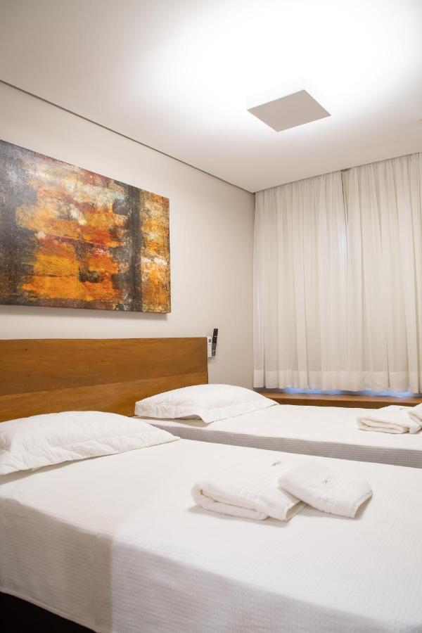 טיראדנטס Espaco 250 - Apto Mobiliado, 3 Quartos, Sendo Uma Suite, Banheiro Social, Cozinha Completa, Sala De Estar, Ar Condicionado, Tv E Internet מראה חיצוני תמונה